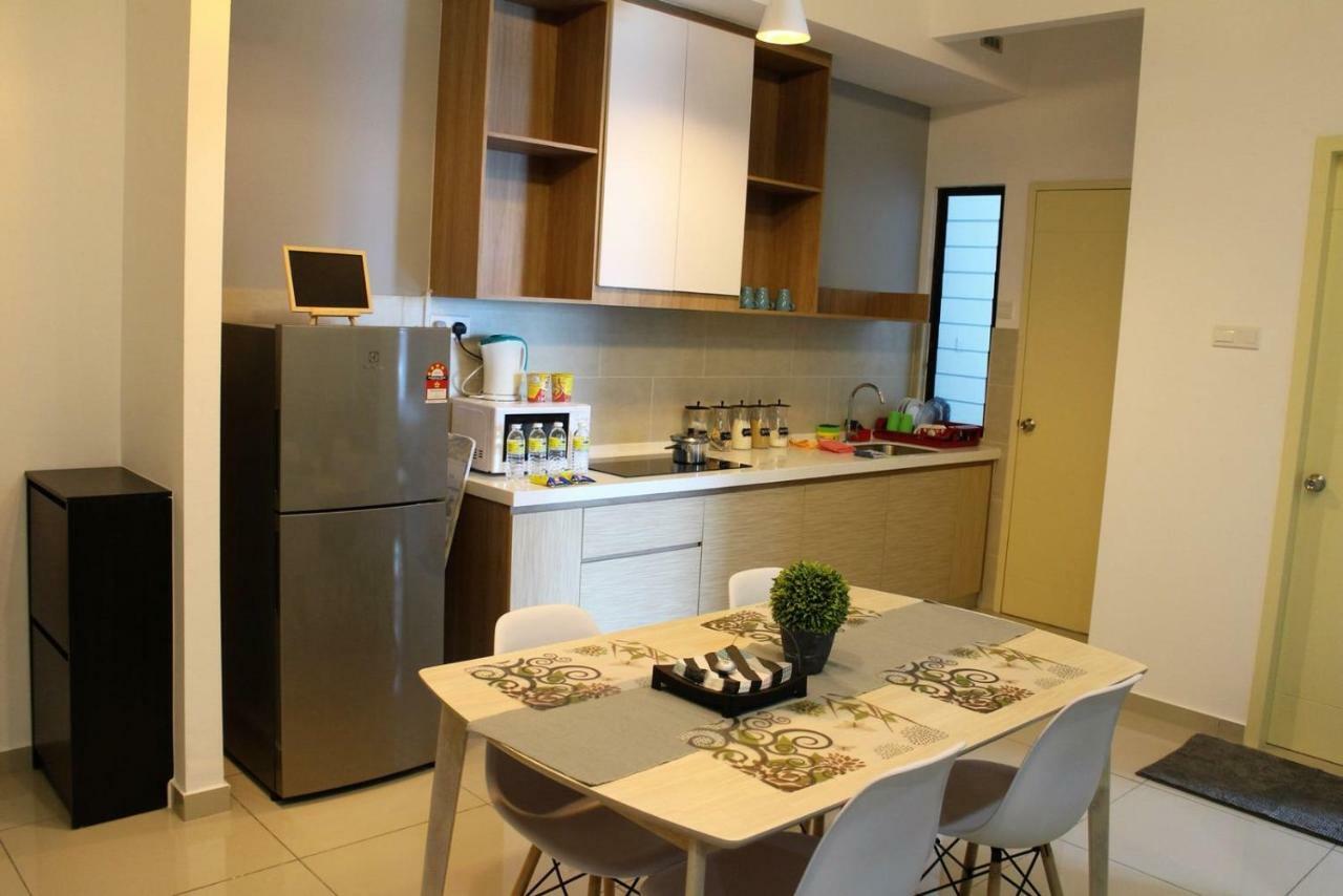 Atlantis Residence B19 5-6 Pax L 5 Mins Jonker St By Lullaby Retreats Malacca Екстериор снимка